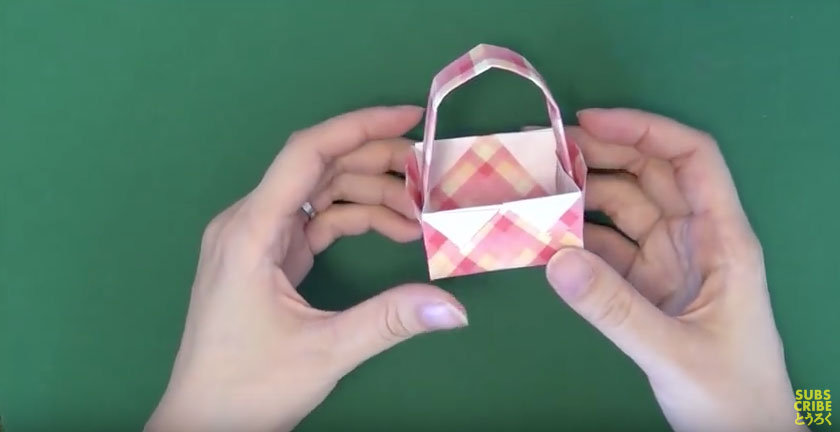 折り紙 バスケット の折り方 作り方 Basket おりがみ Origami であそぼう Kidstube キッズチューブ 子どもの学びと遊びに役立つ知育動画配信サービス